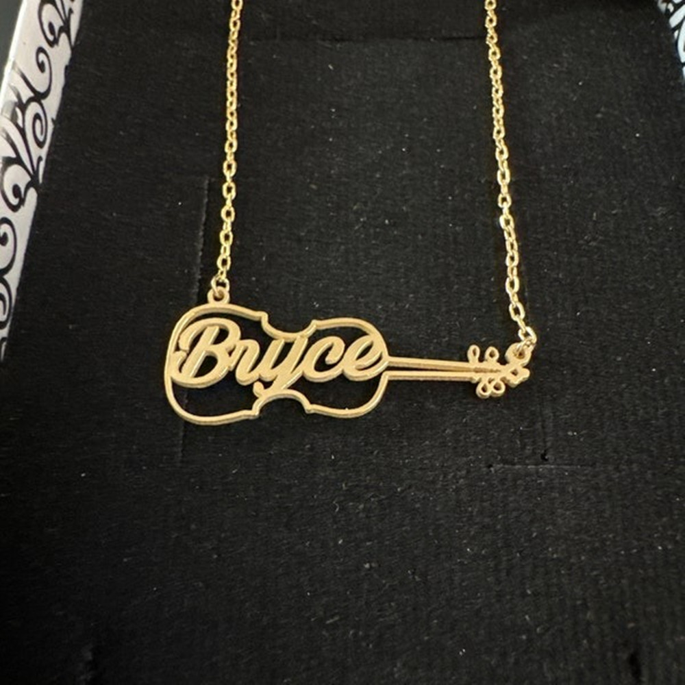 Collier personnalisé avec symb - Musical Instrument With Names avis et prix