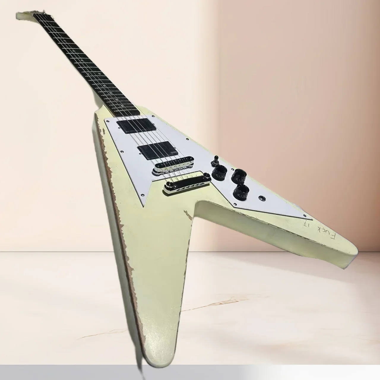 Guitare d'inspiration aéronaut - Musical Instrument Old avis et prix