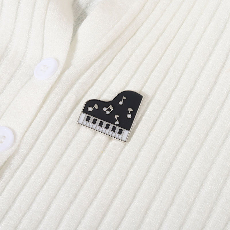 Broches de revers personnalisé - Musical Instrument Symbols avis et prix